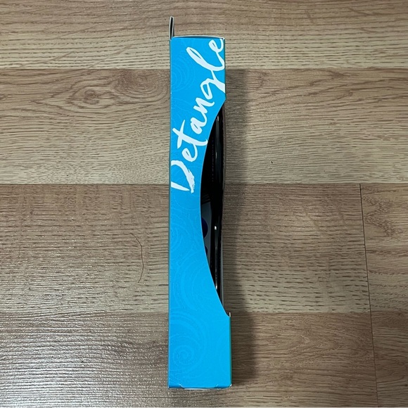 Wet Brush Limited Edition Luminous Glow Detangling Hair Brush & Styling Set NEW - Picture 7 of 8